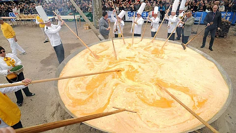 egg omelet festival