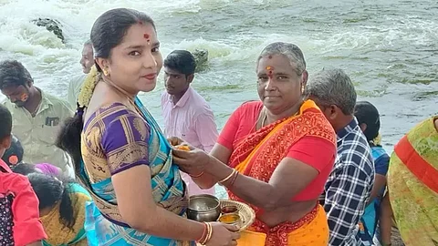 தாலி சரடை மாற்ற நல்ல நாள்