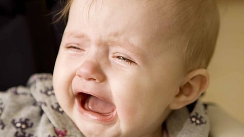 அழும் குழந்தை