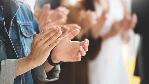 கை தட்டுதல் பயிற்சி