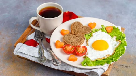 காலையில் தவிர்க்கவேண்டிய உணவுகள்