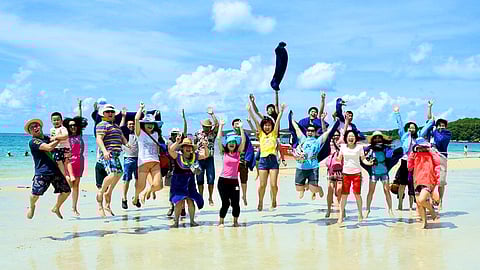 Here are some ways to save money while traveling!