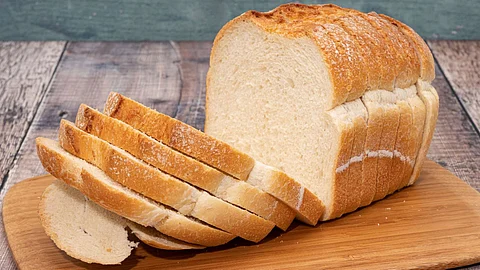 How to bake bread at home