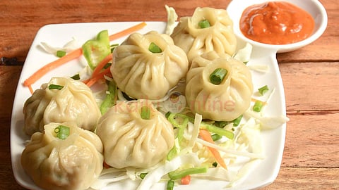 Momos