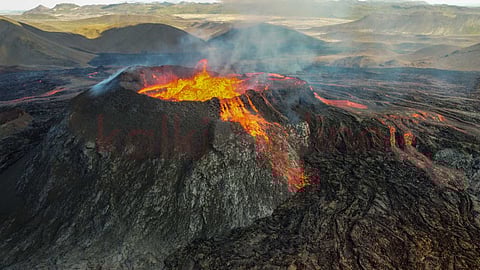 relationship between volcanoes and the emergence of life on Earth