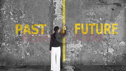 Is it necessary to regret past mistakes?