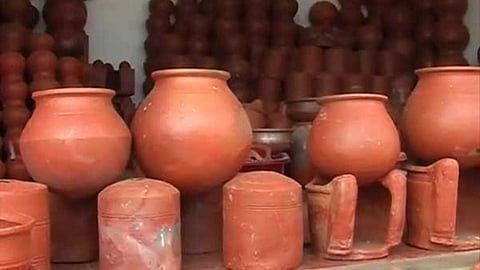 Clay pot