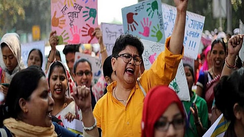 women awarness kavithai