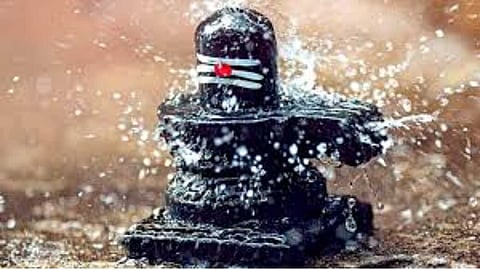Shivling Abhishek