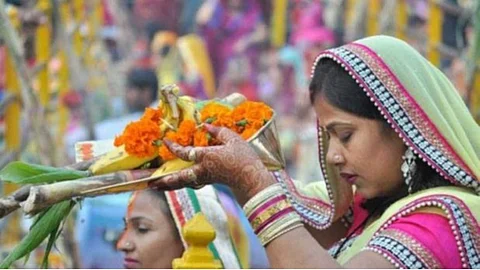 secret to closing your eyes during puja