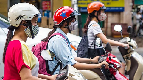 Ways to prevent hair loss due to helmet