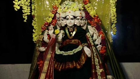Mantra that brings money and peace