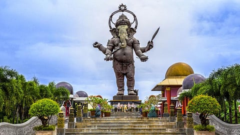 Vinayagar statue Thailand