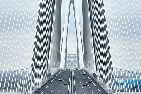 China launches record-smashing cable-stayed mega bridge over Yangtze River