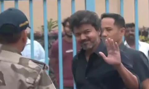vijay in delhi
