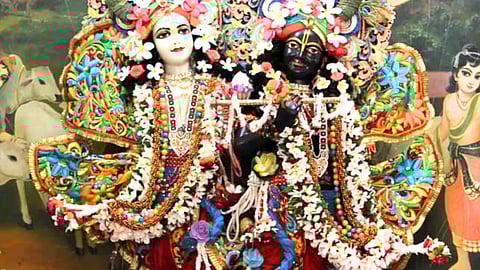 Nidhivanam Radhakrishnan Temple