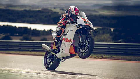 2026 KTM 990 RC R Track