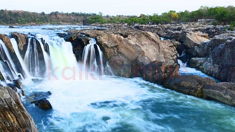 Duvandhar Falls