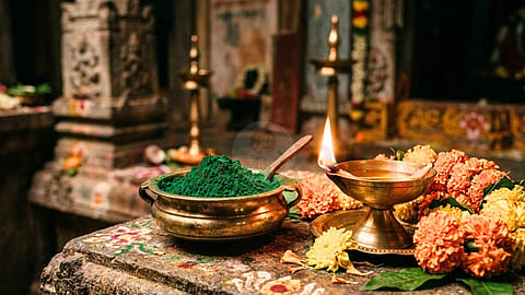 Kubera Kumkum - பச்சை குங்குமம்