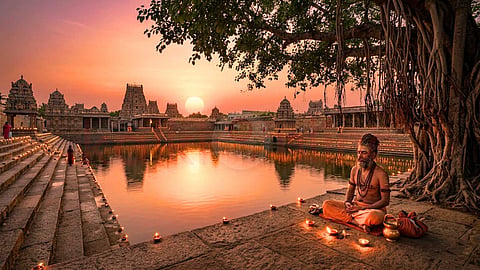 Veeraraghava Perumal - திருவள்ளூர் வீரராகவர்