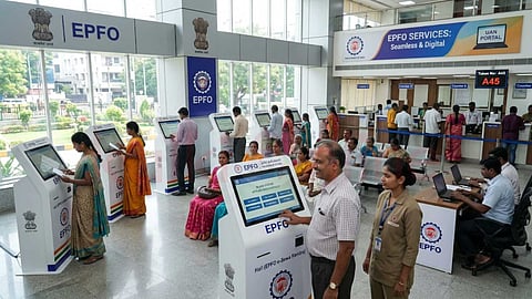 EPFO Services Tamil - இபிஎஃப்ஓ சேவைகள்