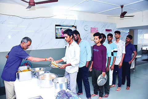 மாணவர் விடுதி