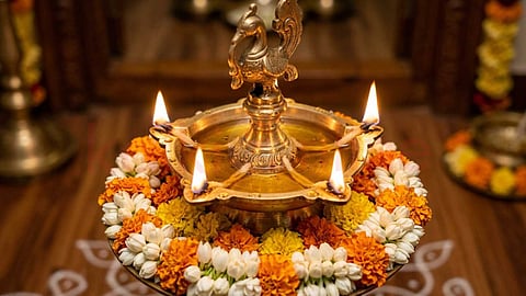 விளக்கு ஏற்றுவது - lighting lamp rules tamil
