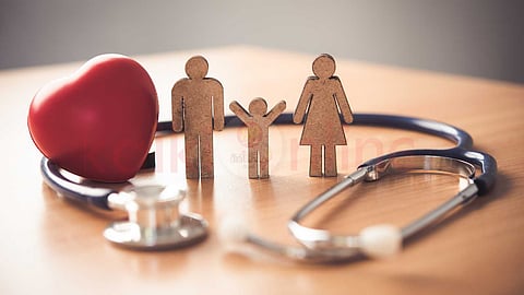 மருத்துவக் காப்பீடு - Family Health Cover