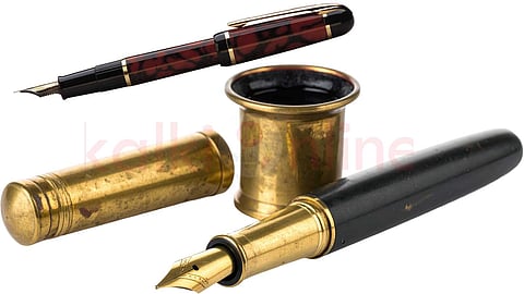 பேனா மூடி - Pen cap hole
