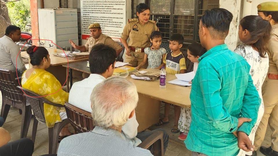 UP woman files police complaint against husband on losing 2 Instagram followers