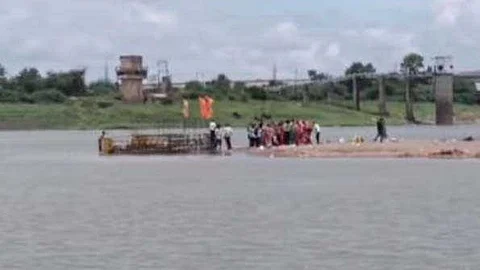 Godavari river
