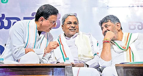 Surjewala, cm siddaramaiah, DK Shivakumar Casual Images