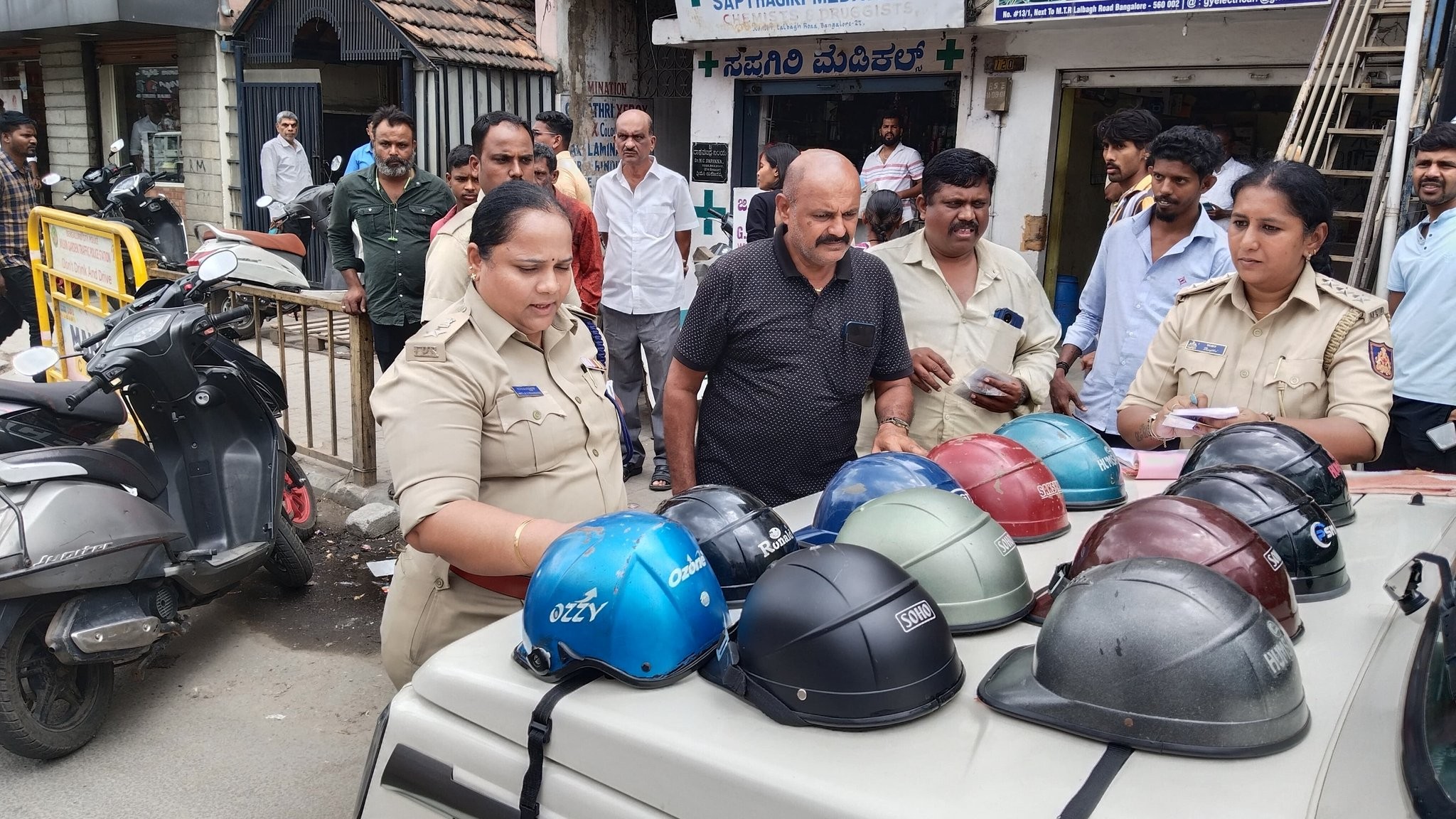 RTO officials raid helmet shops in Bengaluru