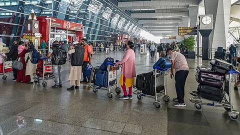Air Port Casual Images