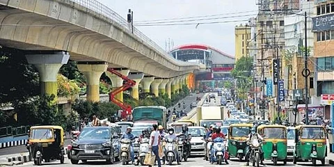 ಬೆಂಗಳೂರಿನಲ್ಲಿ ಪ್ರತಿದಿನ 500 ಹೊಸ ನಾಲ್ಕು ಚಕ್ರದ ವಾಹನ, 1,300 ದ್ವಿಚಕ್ರ ವಾಹನ ರಸ್ತೆಗಿಳಿಯುತ್ತಿವೆ: ಡಿಕೆಶಿ