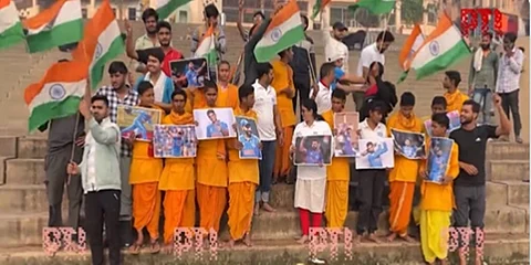 ಕ್ರಿಕೆಟ್ ಅಭಿಮಾನಿಗಳಿಂದ ವಿಶೇಷ ಪ್ರಾರ್ಥನೆ