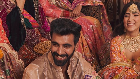 Listen Up Kanpur! Designer Mayyur Girotra To Showcase His Collection At Amiraah. Deets Inside!