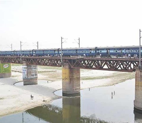 Repair Of Ganga Bridge On Lucknow-Kanpur Railway Line Begins & Affects Train Routes
