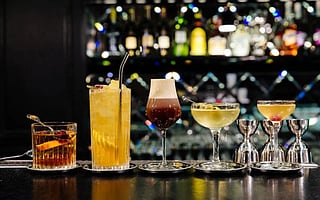 cocktail places in Kanpur
