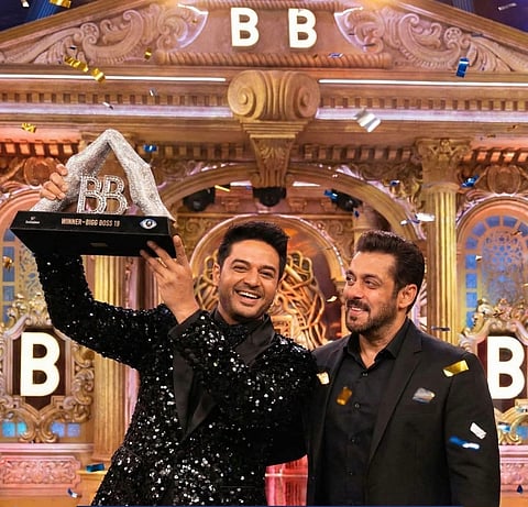 Kanpur’s Pride Gaurav Khanna Lifts the Bigg Boss 19 Trophy!