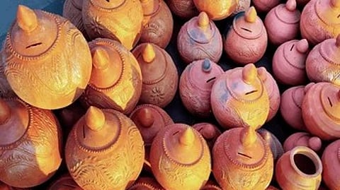 IIT Kanpur & Bithoor Potters Bring Back the Classic Clay Gullak