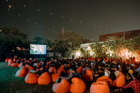 Watch Zindagi Milegi Na Dobara under the stars in Kanpur