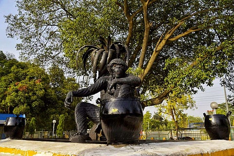 ANIMAL KINGDOM FROM SCRAP TYRES AT MOTIJHEEL, KANPUR