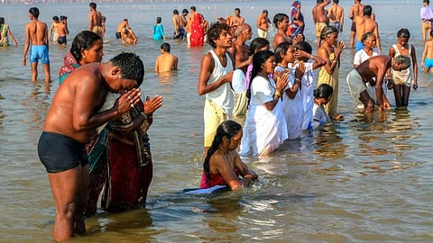 Representational Image of holy dip at Sangam in Allahabad.