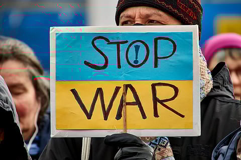 Stop Fueling War Demonstration at the Finnish Parliament House.