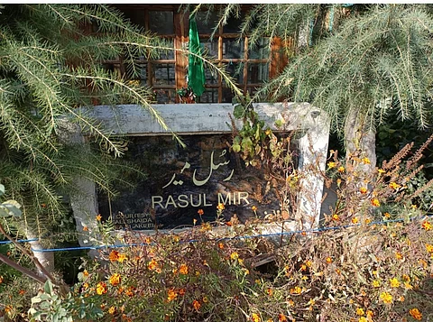 Graves of Rasul Mir and Mehmood Gami in Dooru Shahbad, Anantnag district of Kashmir.