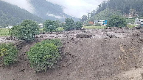A massive cloudburst triggered a flash flood in the Chashoti area of Kishtwar in Jammu and Kashmir on Thursday afternoon, August 14, 2025.