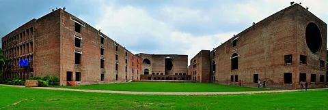 IIM Ahmedabad. Photo: Mahargh Shah/CC BY-SA 3.0/ Wikimedia Commons