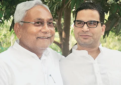 Prashant Kishor and Nirish Kumar. Photo/indiatvnews