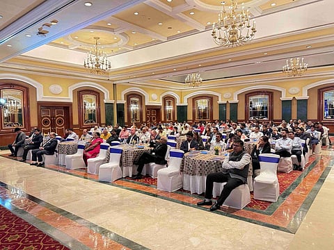 اجتماعات الحملة الترويجية "وُجد من أجل التجارة"